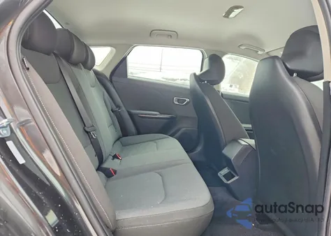 2025 Kia K4 Lx из США, поврежденный, VIN 3KPFT4DE6SE166001